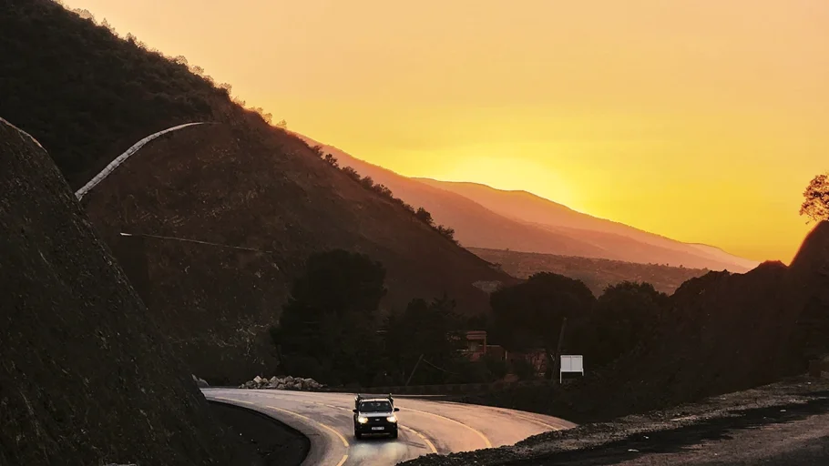 X-country (Cross Country)