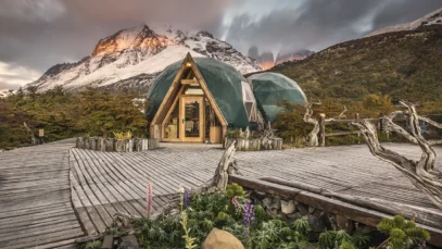Ver mais: Um projeto na Patagônia chilena que convida à reconexão essencial, unindo arquitetura ancestral, baixo impacto e imersão profunda na natureza.