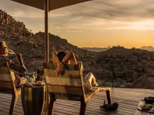 Ver mais: O Chiwani Safari Camps proporciona safári de luxo na Namíbia, unindo exclusividade, natureza selvagem e sustentabilidade em meio às paisagens de Damaraland.